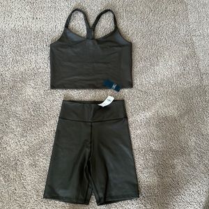 NWT womens Abercrombie 2 piece